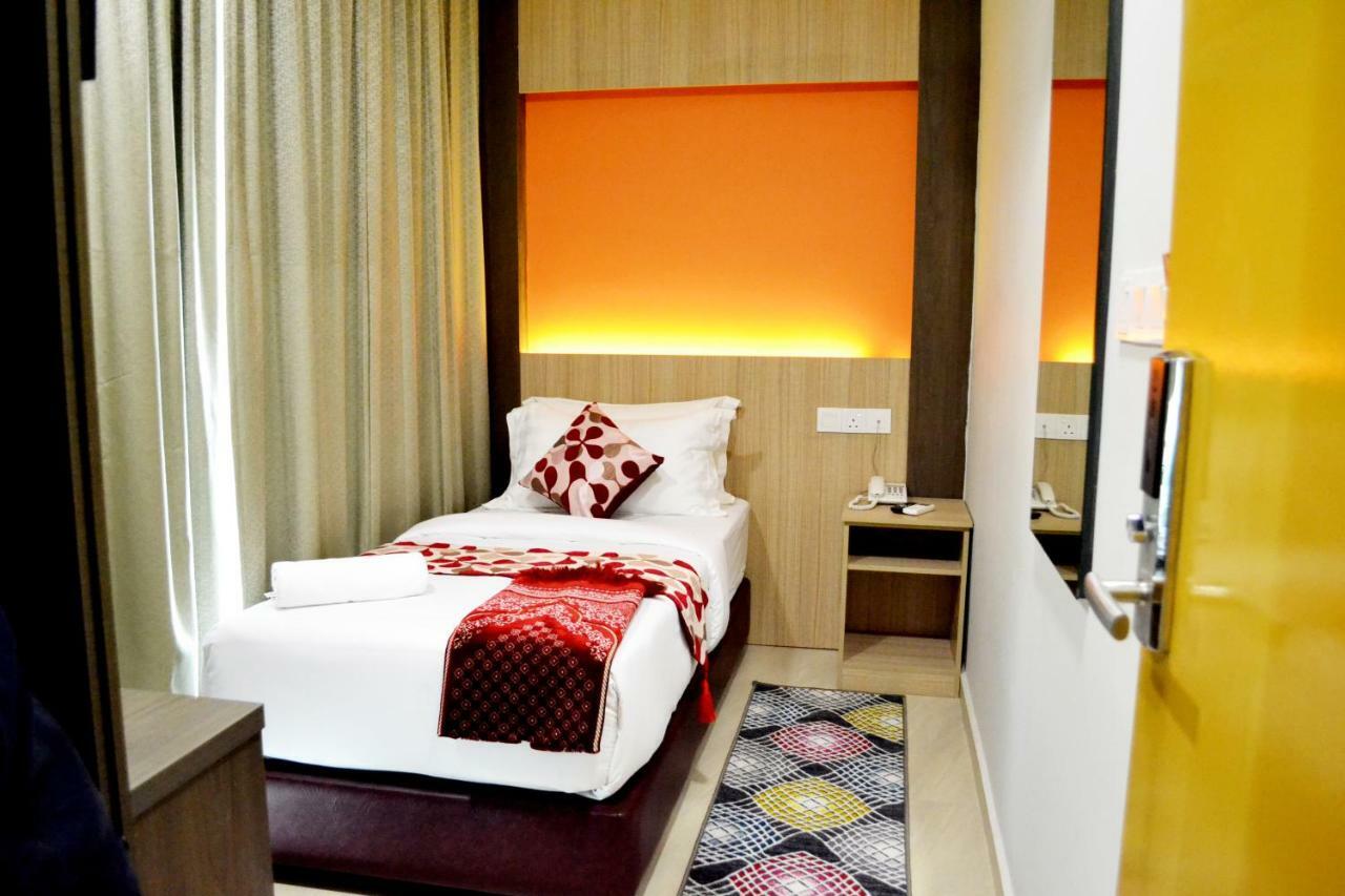 Prime Hotel At Trx Tower Куала Лумпур Екстериор снимка